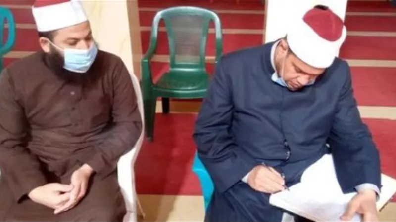 مدير أوقاف الإسماعيلية يتفقد تطبيق الإجراءات الإحترازية في المساجد .صور