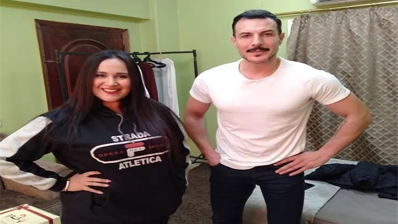 برلنتى فؤاد تشارك متابعيها إطلالة برفقة باسل الخياط من كواليس 