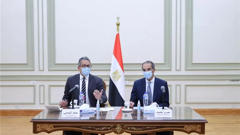 وزيرا السياحة والاتصالات يتفقان على إنشاء تطبيق على الهاتف المحمول (موبايل ابليكيشن) لتقديم الخدمات للسائحين
