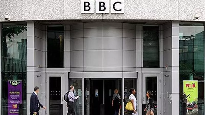 الاتحاد الأوروبي يدعو الصين لإلغاء حظر بث الخدمة الدولية لبي بي سي