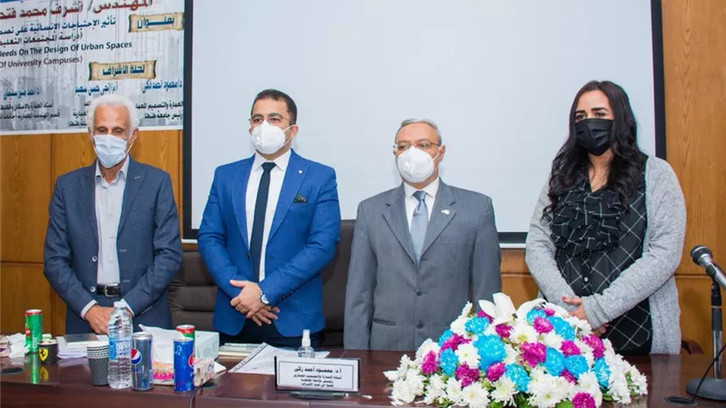 رئيس جامعة طنطا يرأس مناقشة رسالة ماجستير فى 