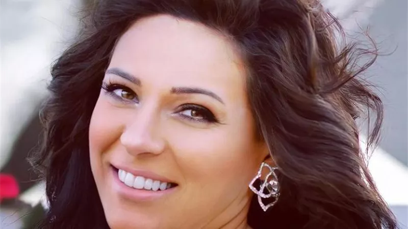 بإبتسامة جذابة .. نورهان تشارك متابعيها أحدث إطلالتها