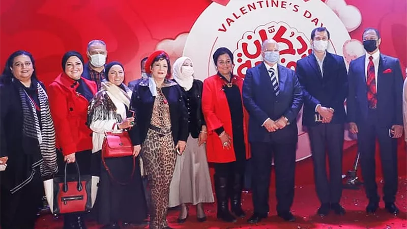 لبلبة وليلى علوي وهاني رمزي والمشاهير في احتفالية تجهيز ١٦٠ فتاة.. صور