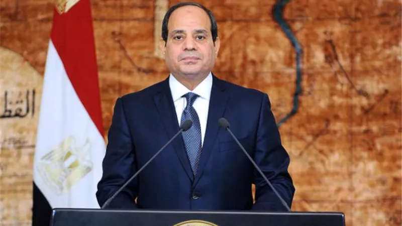 السيسي يوجه بتطوير والارتقاء بالأحوال المعيشية لقاطني عزبة الهجانة
