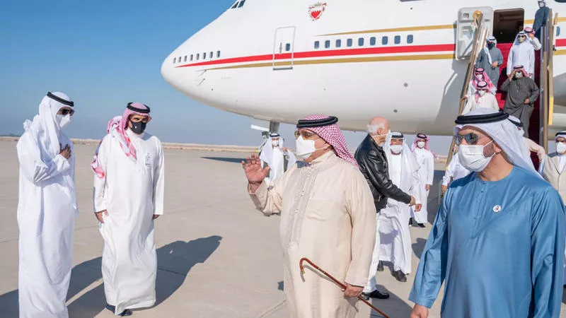 ملك البحرين يصل الإمارات في زيارة خاصة