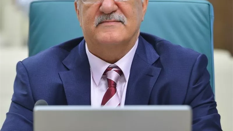 رئيس اللجنة السياسية بالبرلمان العربي يحذر من الاستهداف الممنهج لمملكة البحرين وتجاهل الإصلاحات التي حققتها