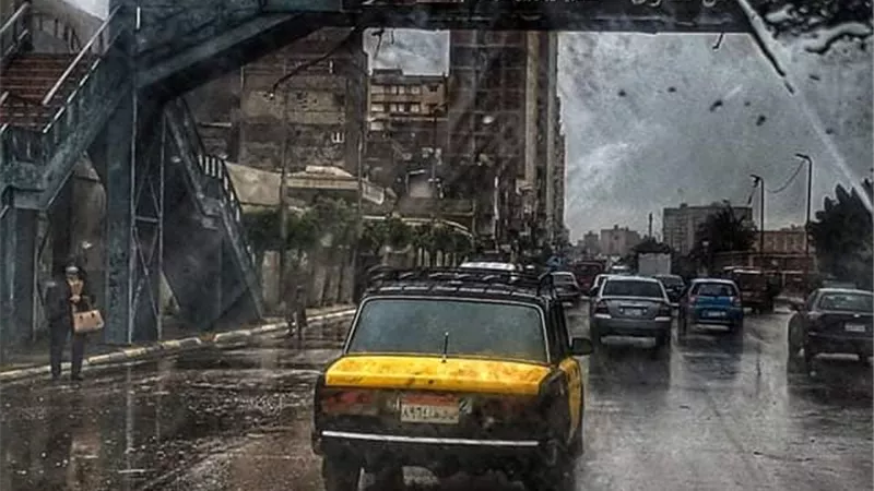بالصور .. سقوط الأمطار الغزيرة على الإسكندرية