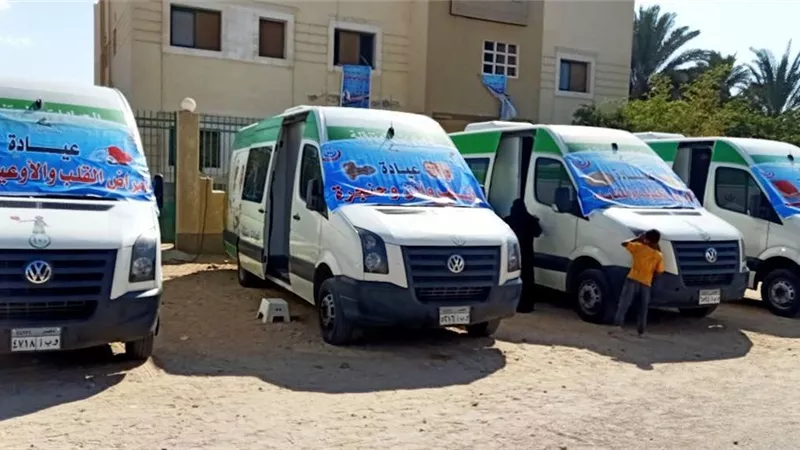 صحة المنيا : قافلة طبية مجانية لعلاج المواطنين فى قرى ديرمواس