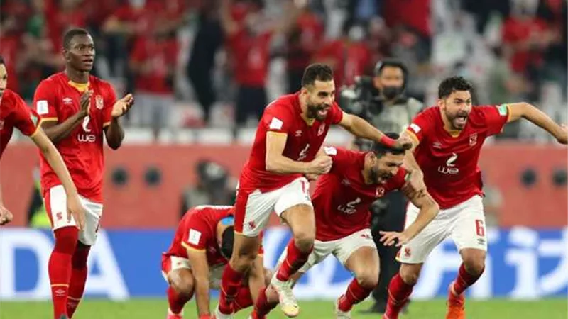 أبو الدهب: الأهلي يحتاج إلى رأس حربة هداف