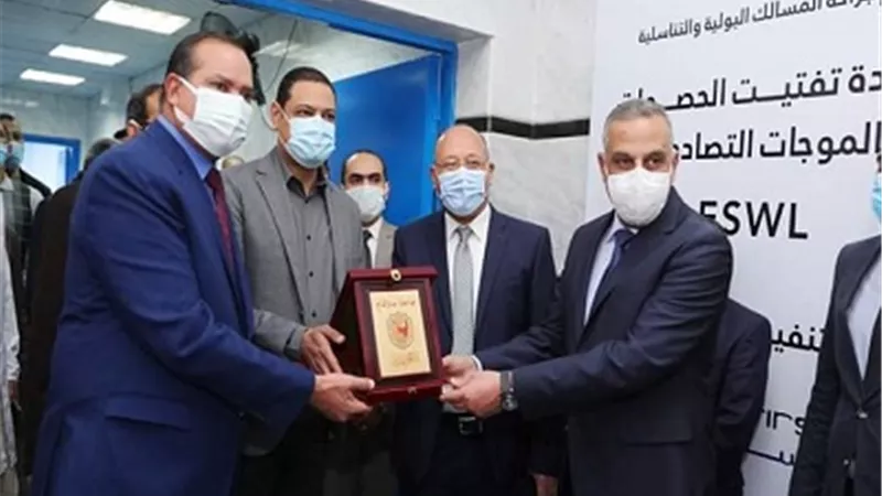 محافظ سوهاج يفتتح وحدة تفتيت الحصوات بتكلفة 6 مليون جنيه..صور