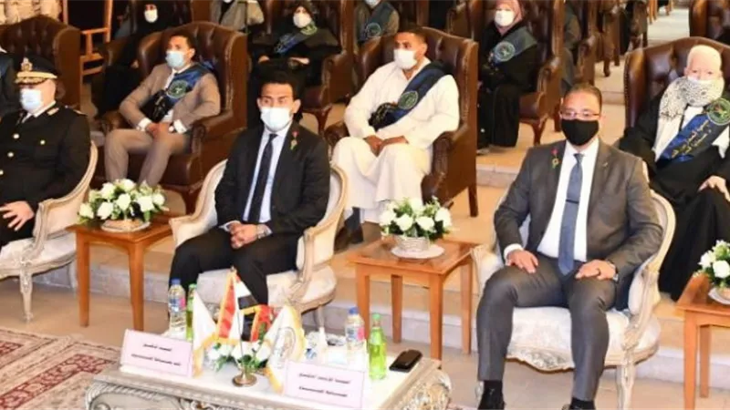 الفيوم يُكرم أسر الشهداء ومصابي العمليات الحربية
