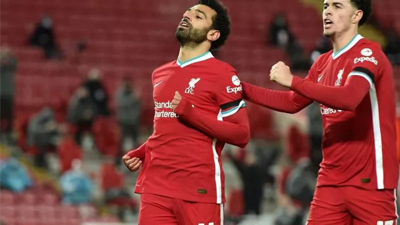 صلاح يقود هجوم ليفربول لمواجهة لايبزج بدوري الأبطال