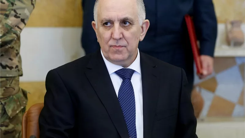 وزير الداخلية اللبناني : الوضع الأمنى مستقر فى بلادنا