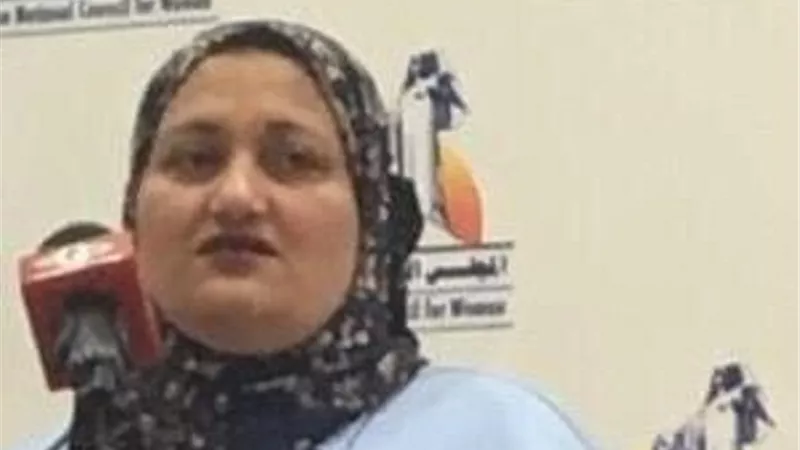 وزير الزراعة للنائبة سناء السعيد جاري شحن الأسمدة لمركز البداري