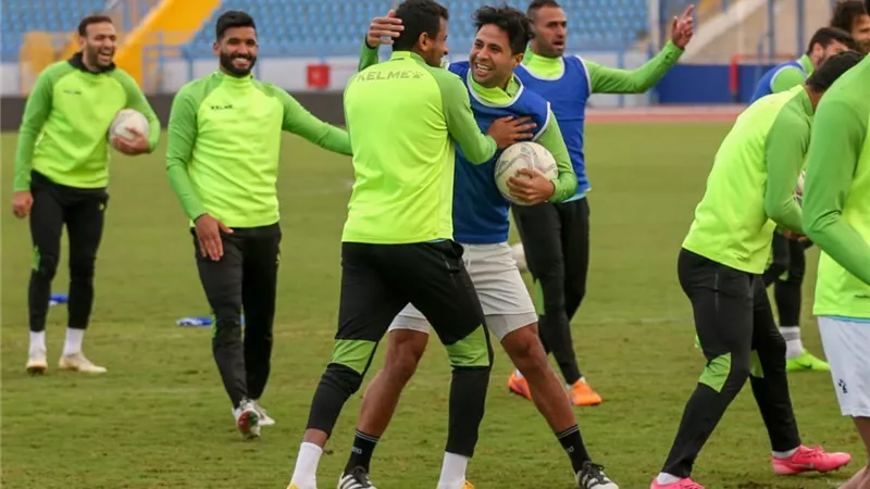محمد إبراهيم ينتظم في مران سيراميكا كليوباترا قبل مواجهة الاتحاد