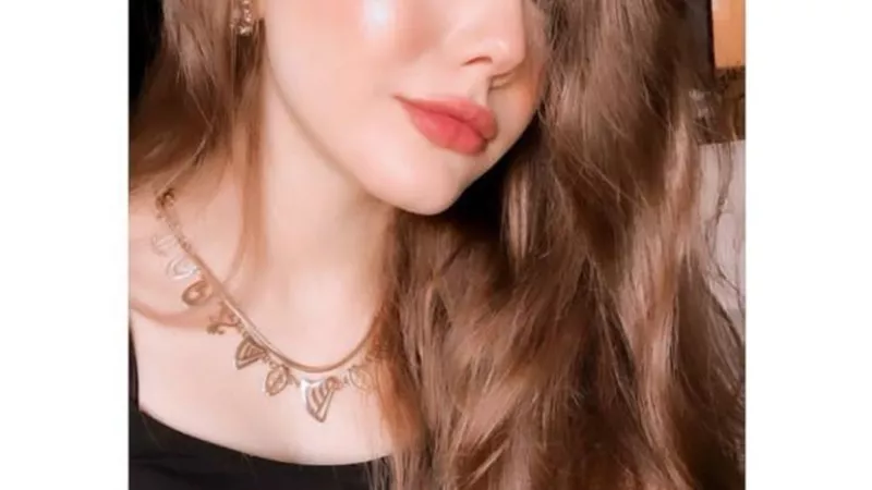 بمكياج جذاب.. ياسمين البشبيشي تشارك متابعيها أحدث إطلالتها