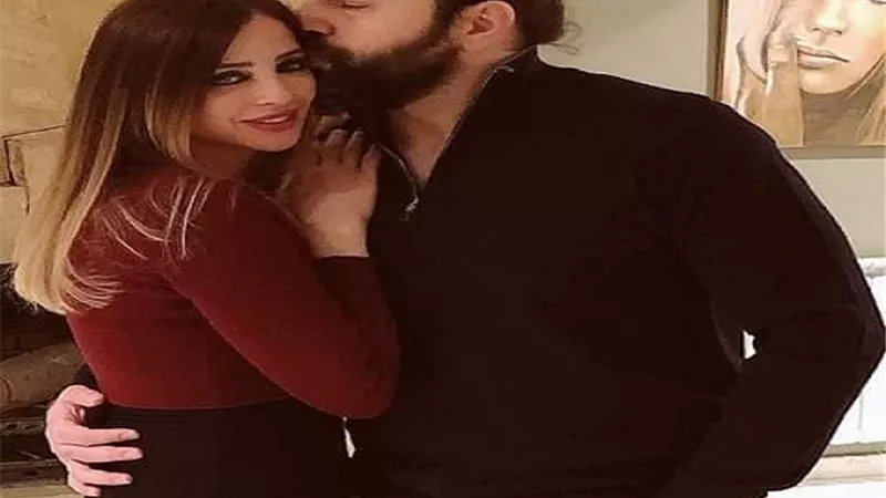 قبلة تيم حسن لـ وفاء كيلانى تحقق ١٥ ألف لايك