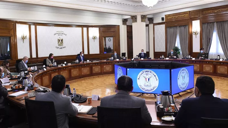 رئيس الوزراء يتابع خطوات المسح الشامل للقرى المُستهدف تطويرها بالمُبادرة الرئاسية 