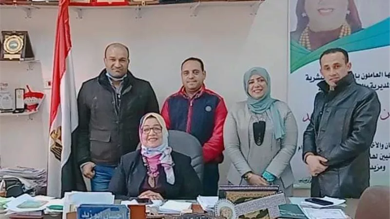 وكيل وزارة التضامن ببنى سويف تجتمع بمسئولى البرامج