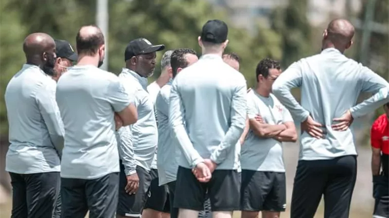 الأهلي يواجه بطل تنزانيا أمام 30 ألف متفرج