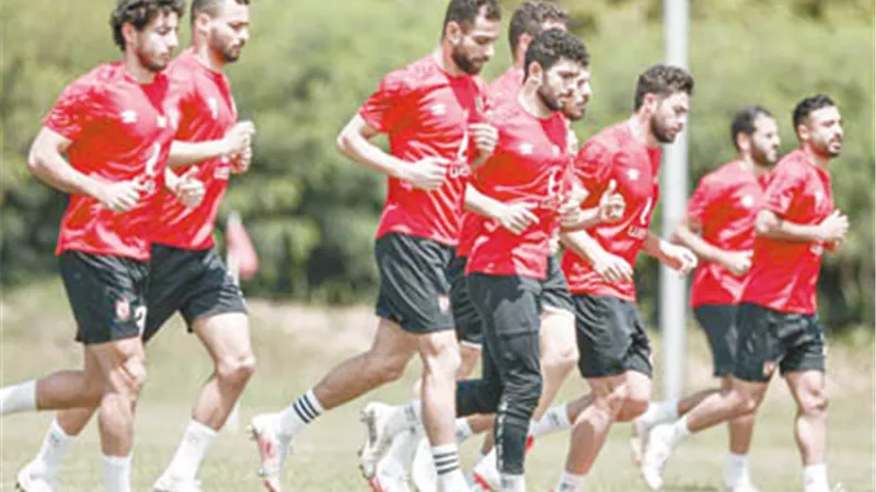 الأهلي يواجه بطل تنزانيا أمام 30 ألف متفرج