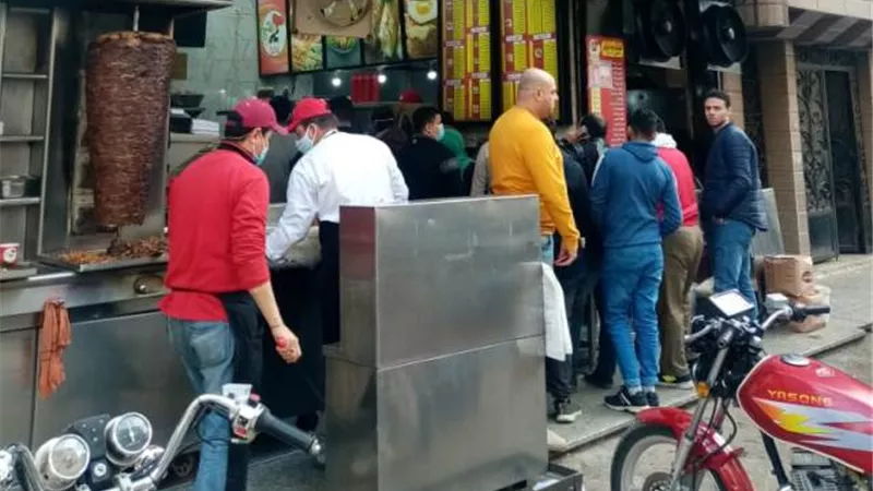 إنذار شديد اللهجة لأصحاب المطاعم مستخدمة مكبرات الصوت بالزقازيق