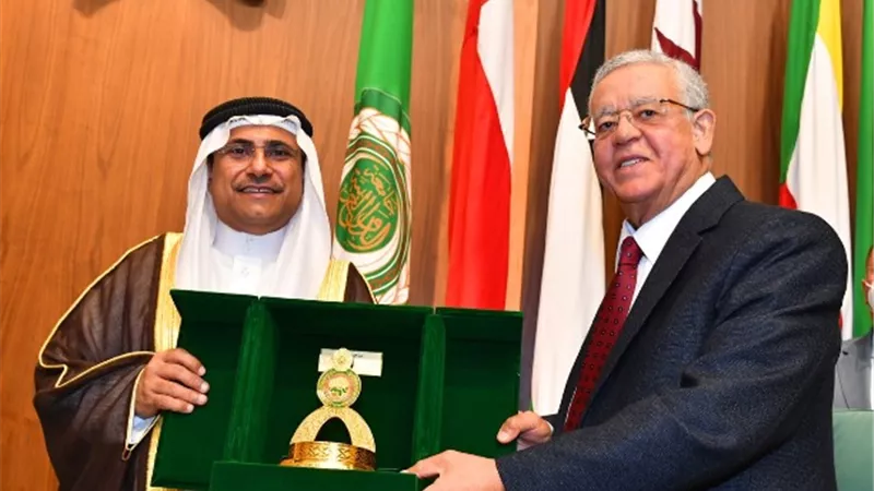 توقيع بروتوكول للتعاون بين مجلس النواب المصري والبرلمان العربي