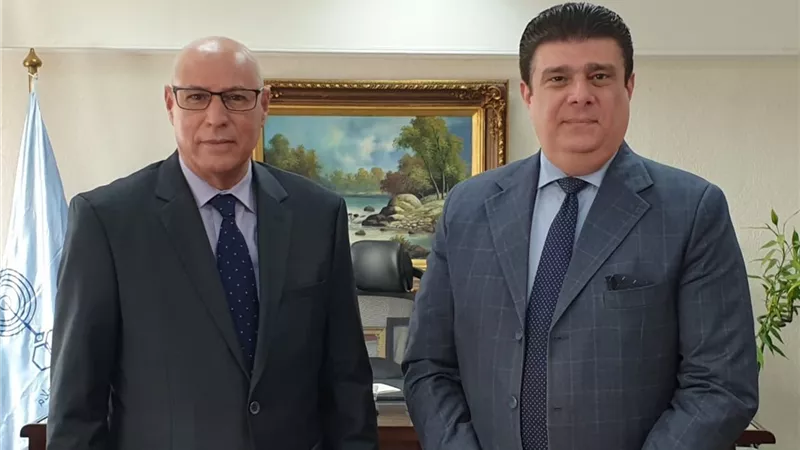 حسين زين يلتقى الأمين العام المشرف على قطاع الإعلام بجامعة الدول لتفعيل التعاون المشترك