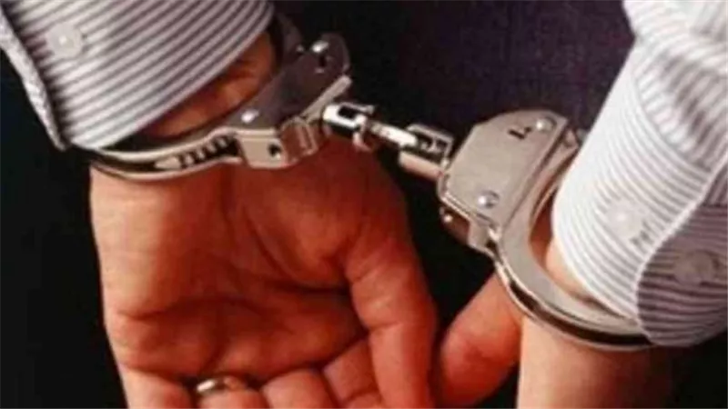 مسنة تلقى حتفها على يد نجلها ..والتحريات :مصاب بأنفصام بالشخصية