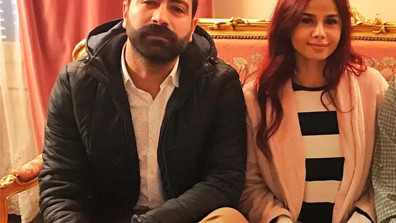 قصة حب تجمع الفنان محمد شبانة بمنة عرفة