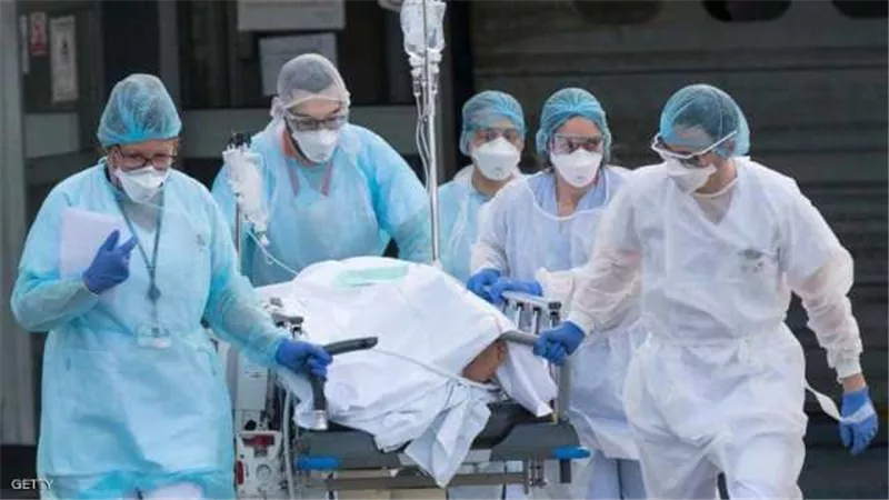 تفاصيل إنشاء صندوق مخاطر المهن الطبية وصرف التعويضات للأطقم تقديرًا لجهودهم