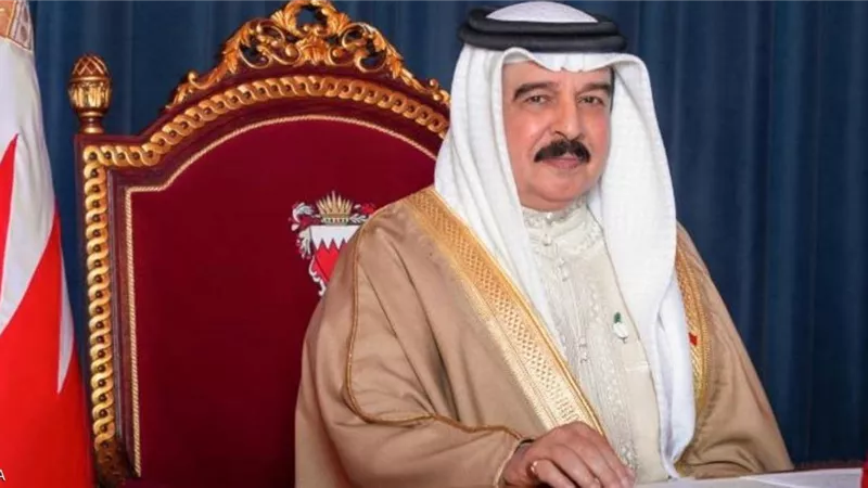 العاهل البحريني يعرب عن اعتزازه بقوة العلاقات مع الإمارات