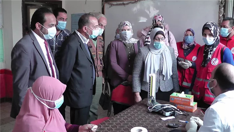قافلة اجتماعية بعزبة مشرف ضمن مبادرة حياة كريمة-صور