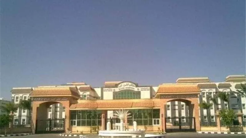 اعدام 82.5 كجم و 2.5 لتر من الاغذية والمشروبات الفاسدة بمدينة طور سيناء