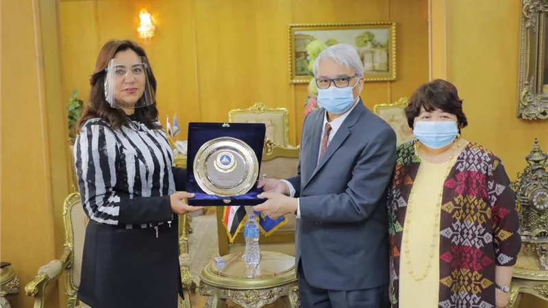 محافظ دمياط تستقبل سفير دولة الفلبين لبحث سبل تعزيز أواصر التعاون المشترك