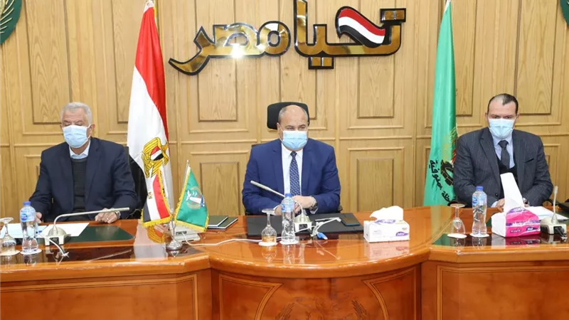 محافظ المنوفية يشدد علي تذليل كافة العقبات لبدء تنفيذ المشروعات التنموية