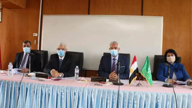 مجلس جامعة المنوفية يعقد جلسته بالمبنى الإدارى بمزرعة الراهب