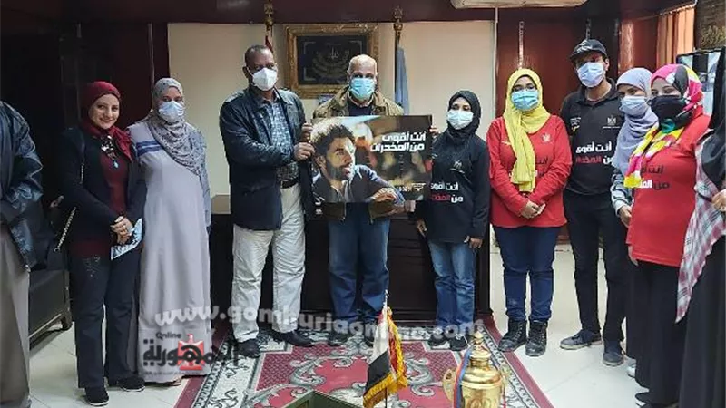 رئبس مركز إسنا جنوب الأقصر يستقبل وفد صندوق مكافحة الإدمان