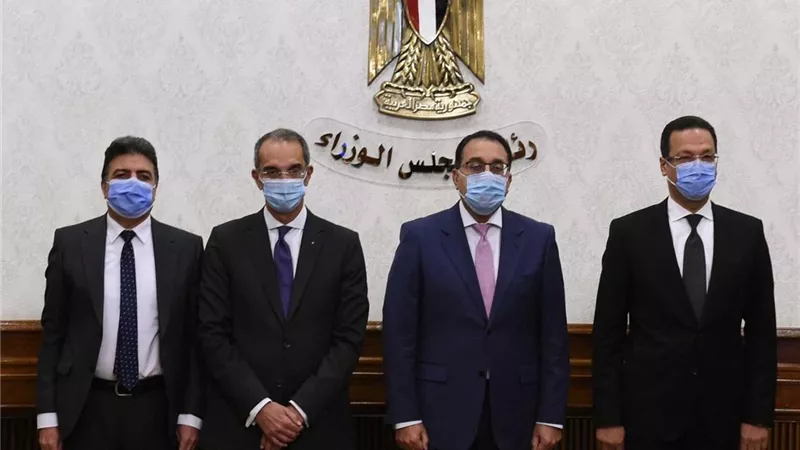 اليوم.. إتاحة خدمات الضرائب العقارية على منصة مصر الرقمية ومكاتب البريد