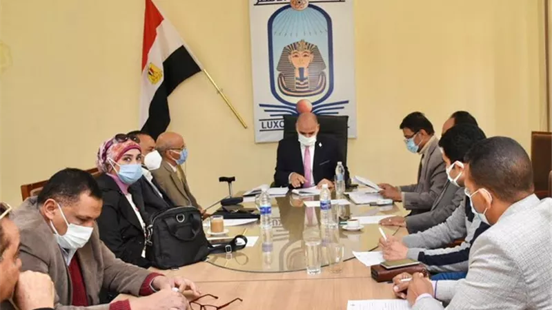 رئيس جامعة الأقصر يلتقى مجلس إدارة مركز تنمية قدرات أعضاء هيئة التدريس والقيادات
