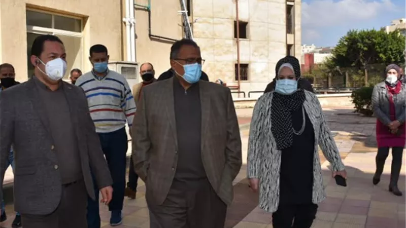 نائب رئيس جامعة عين شمس: المدن الجامعية على استعداد تام لاستقبال الطلاب