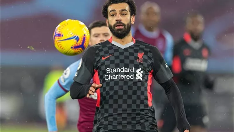 تعرف على مستقبل محمد صلاح بعد اعتزاله الكرة