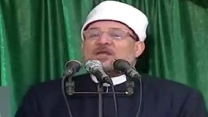 وزير الأوقاف فى صلاة الجمعه بسمسطا :المحافظة على القيم والأخلاق من أهم دلائل الإيمان ومرتكزاته