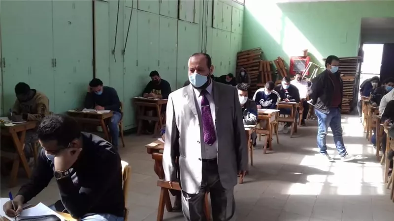 انتظام لجان امتحانات كليات جامعة الأزهر للوجه القبلي في يومها الأول