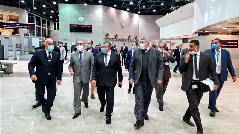 وزيرا الطيران والسياحة والأثار في جولة تفقدية موسعة لمطار الأقصر الدولى
