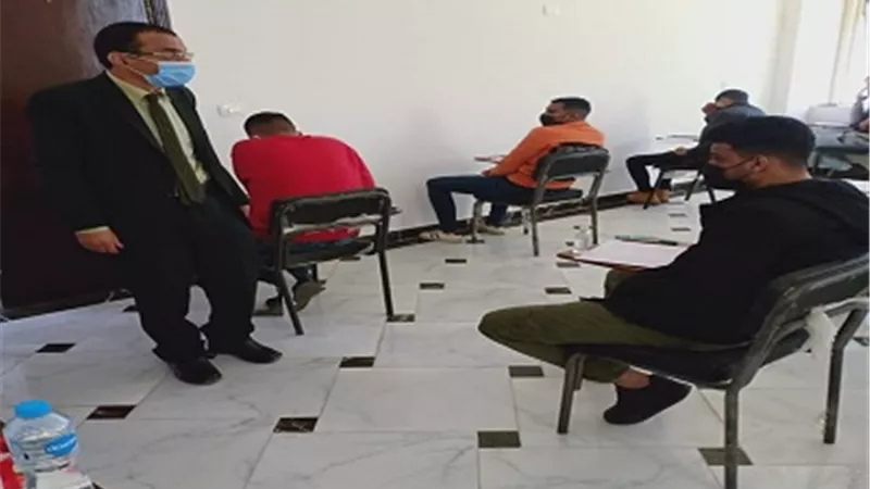 وكيل كلية الاداب بجامعة العريش يتفقد امتحانات الفصل الدراسي الأول..صور
