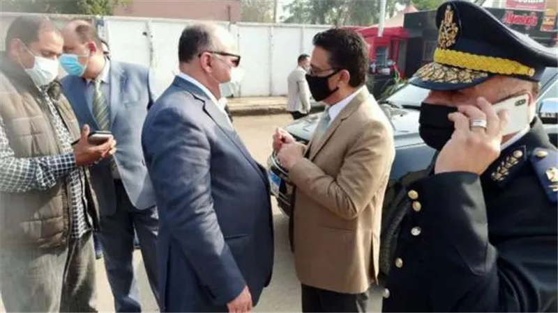 محافظ القاهرة يشيد بجهود منظومة النظافة