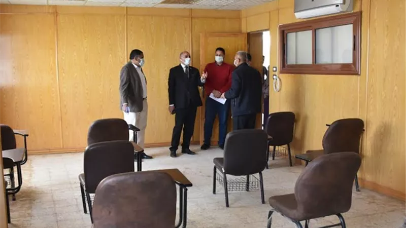 رئيس جامعة الأقصر يشهد انطلاق أول أيام امتحانات الفصل الدراسي الأول بكلية الآثار