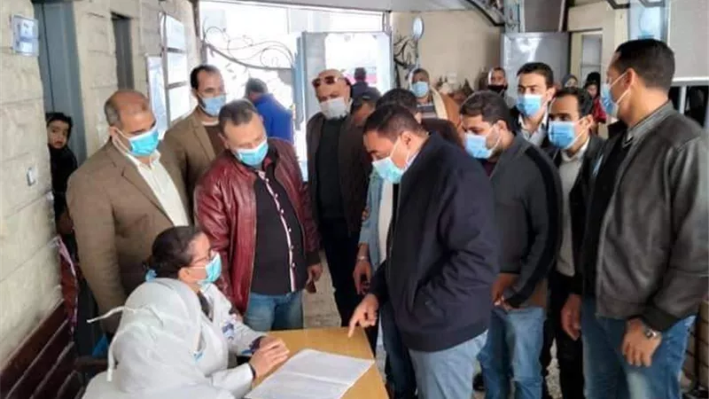 محافظ مطروح يطلق إشارة بدء الحملة القومية للتطعيم ضد مرض شلل الأطفال