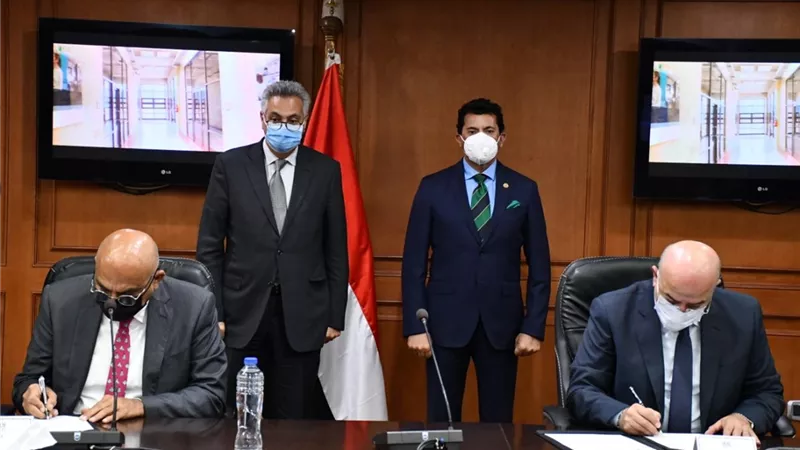 وزير الشباب يشهد توقيع بروتوكول تعاون مع الأكاديمية الوطنية للعلوم والمهارات
